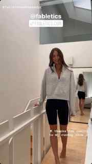 Helen Owen feet photo 2