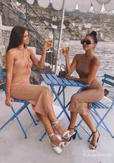Helen Owen feet photo 3