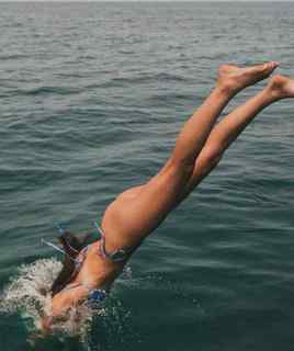 Helen Owen feet photo 12