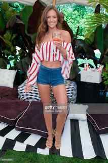 Helen Owen feet photo 19