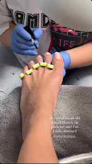 Helen Owen feet photo 11