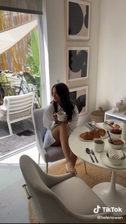 Helen Owen feet photo 7