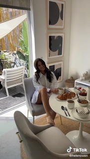 Helen Owen feet photo 6