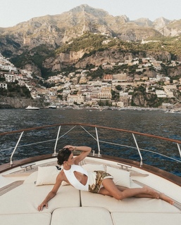 Helen Owen feet photo 4