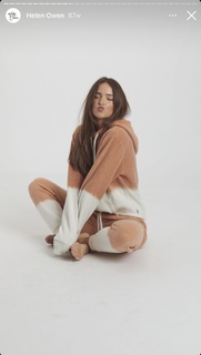 Helen Owen feet photo 16