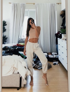 Helen Owen feet photo 11