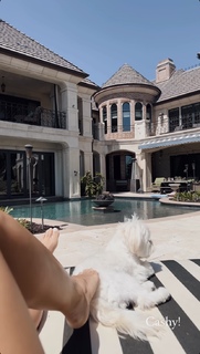 Helen Owen feet photo 9