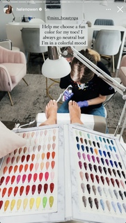 Helen Owen feet photo 3