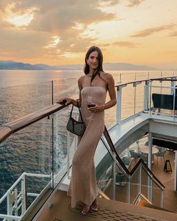 Helen Owen feet photo 18