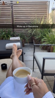 Helen Owen feet photo 4