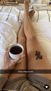 Helen Owen feet photo 3