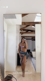 Helen Owen feet photo 16