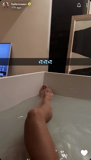Helen Owen feet photo 4