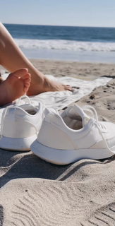 Helen Owen feet photo 7