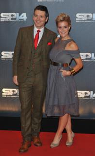 Helen Skelton feet photo thumbnail