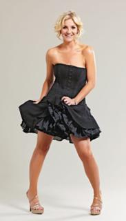 Helen Skelton feet photo thumbnail