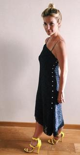 Helen Skelton feet photo thumbnail