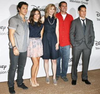 Helen Slater feet photo thumbnail