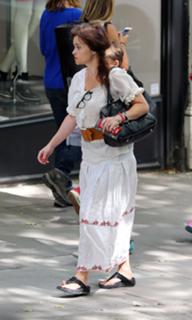 Helena Bonham Carter feet photo thumbnail