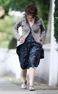 Helena Bonham Carter feet photo thumbnail