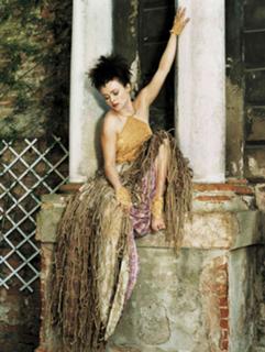Helena Bonham Carter feet photo thumbnail