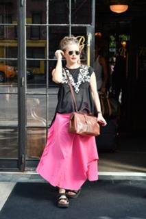 Helena Bonham Carter feet photo thumbnail
