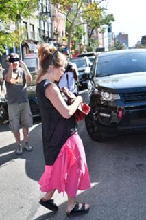 Helena Bonham Carter feet photo thumbnail