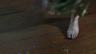 Helena Bonham Carter feet photo thumbnail