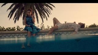Helena Bonham Carter feet photo thumbnail