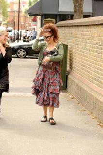 Helena Bonham Carter feet photo thumbnail