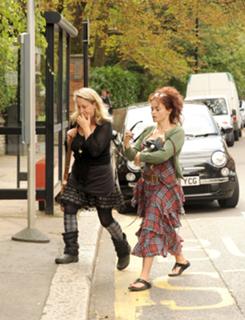 Helena Bonham Carter feet photo thumbnail