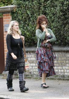 Helena Bonham Carter feet photo thumbnail