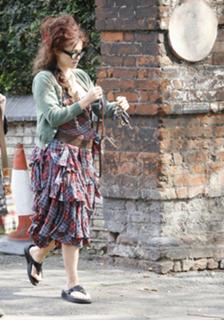 Helena Bonham Carter feet photo thumbnail