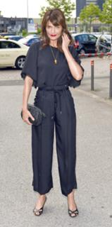 Helena Christensen feet photo thumbnail