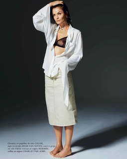 Helena Christensen feet photo thumbnail