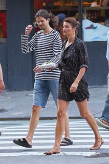 Helena Christensen feet photo thumbnail