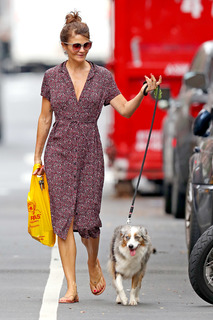 Helena Christensen feet photo thumbnail