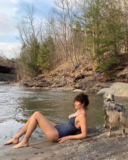 Helena Christensen feet photo thumbnail