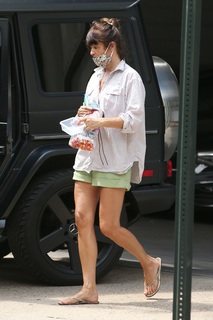 Helena Christensen feet photo thumbnail