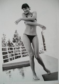 Helena Christensen feet photo thumbnail