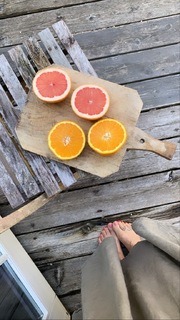 Helena Christensen feet photo thumbnail