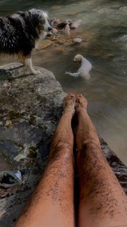 Helena Christensen feet photo thumbnail