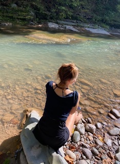 Helena Christensen feet photo thumbnail