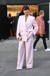 Helena Christensen feet photo thumbnail