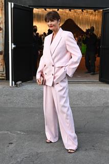 Helena Christensen feet photo thumbnail