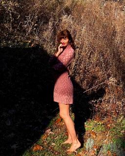 Helena Christensen feet photo thumbnail