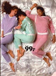 Helena Christensen feet photo thumbnail