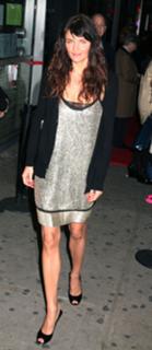 Helena Christensen feet photo thumbnail