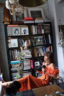 Helena Christensen feet photo thumbnail