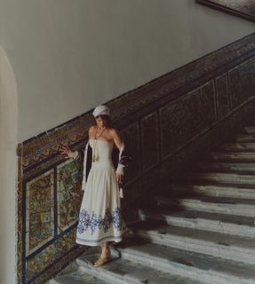 Helena Christensen feet photo thumbnail